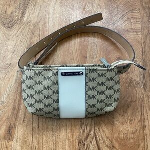 NWT Michael Kors adjustable belt bag